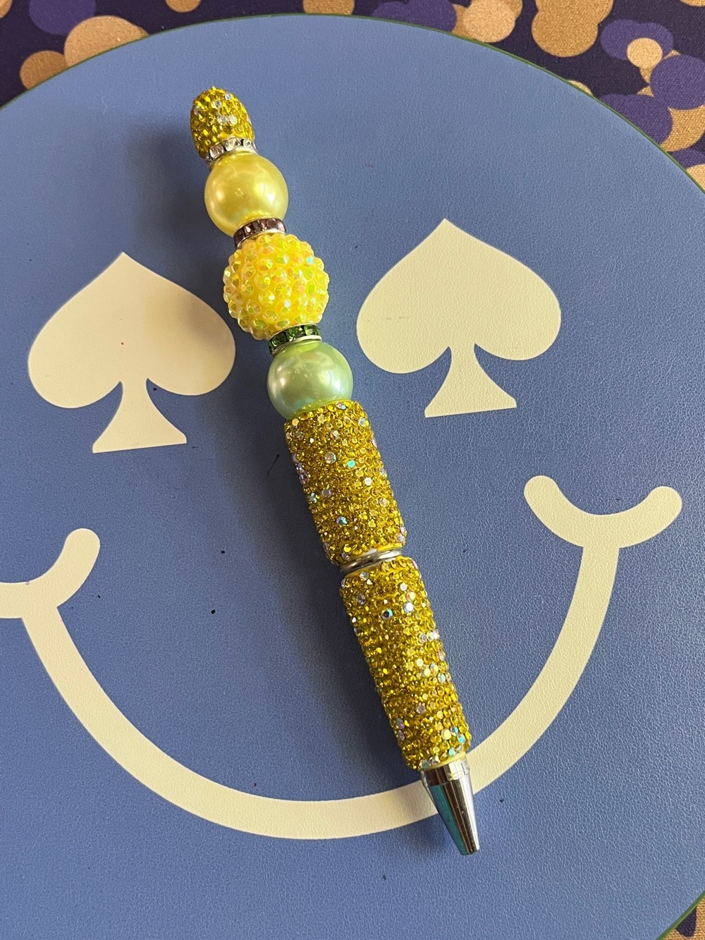 Beautiful Novelty Pen!! Writes really good too.